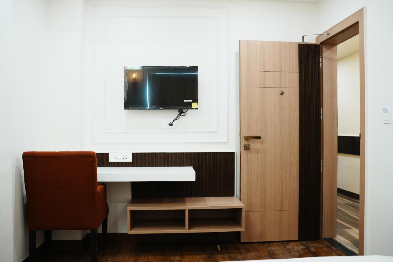 Anaya Retreat Hotel พาราณสี ภายนอก รูปภาพ