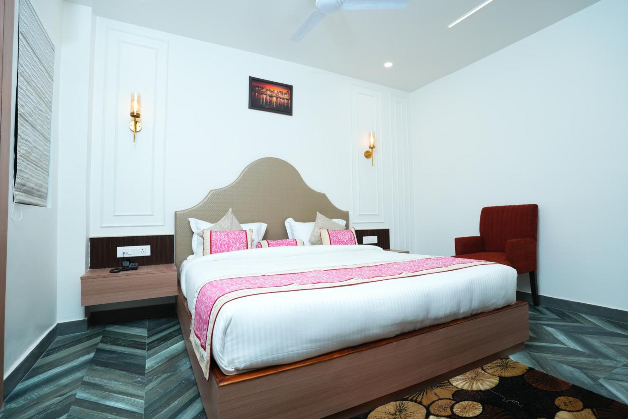 Anaya Retreat Hotel พาราณสี ภายนอก รูปภาพ