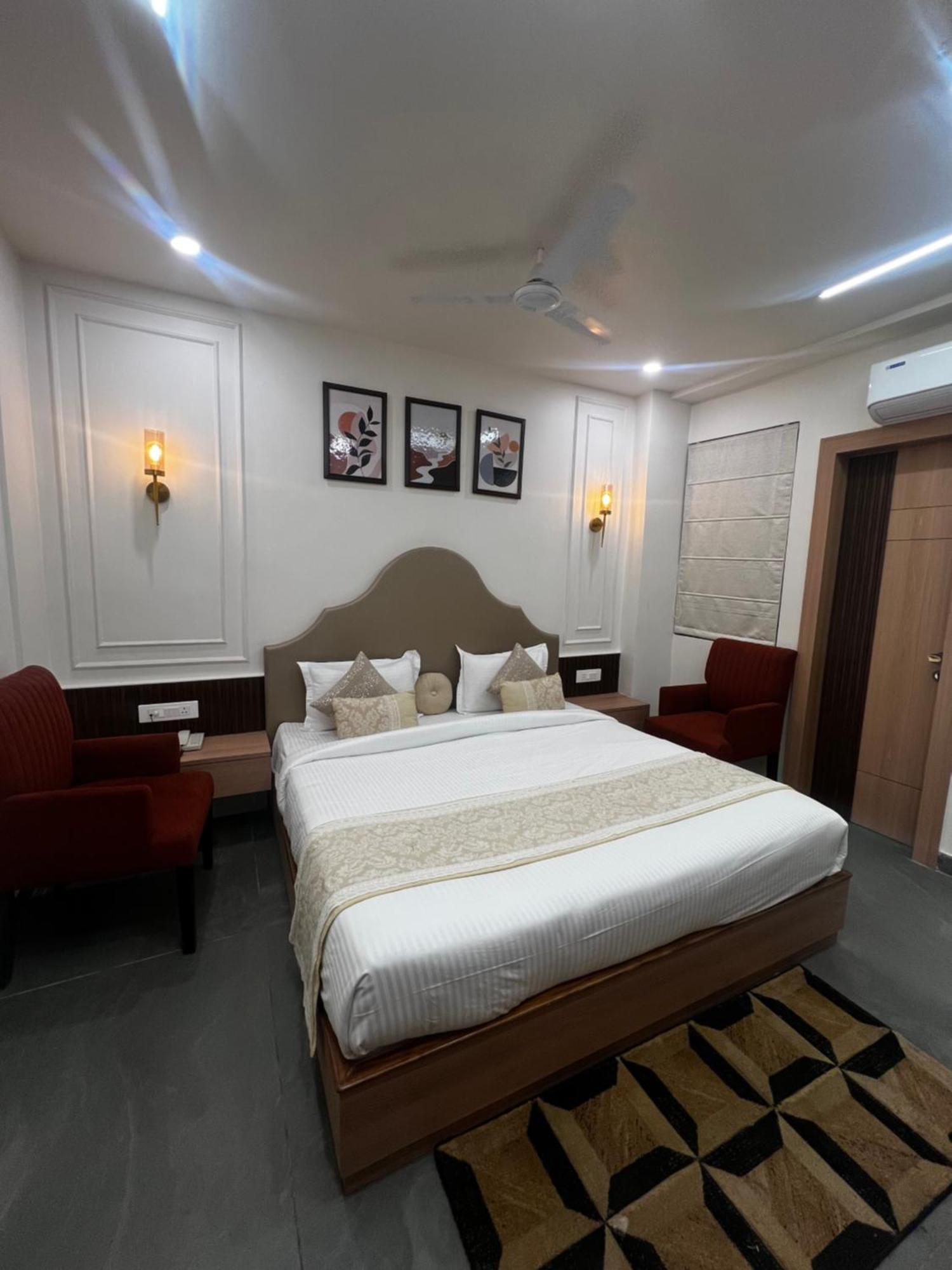 Anaya Retreat Hotel พาราณสี ภายนอก รูปภาพ